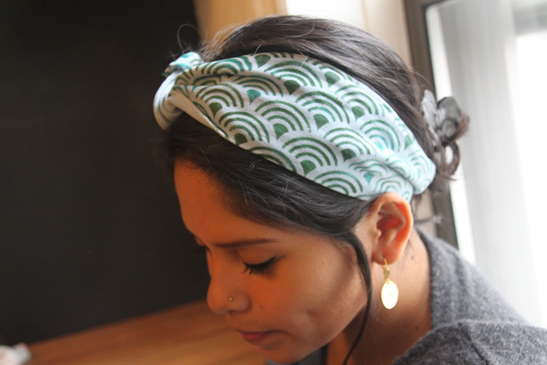 DIY Scallop Headscarf